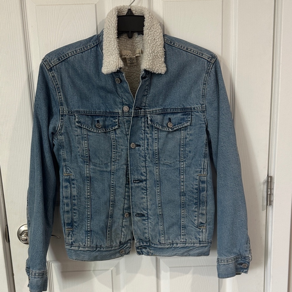 H&M teddy lined denim jacket size small